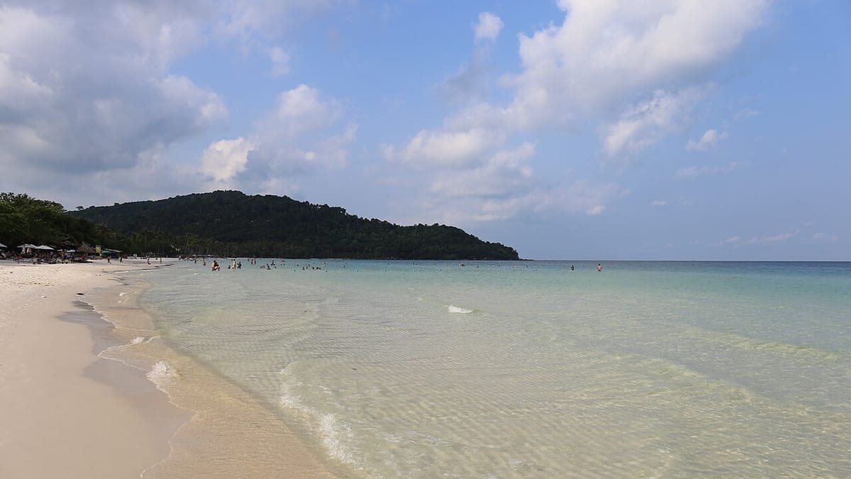 Vietnam Scuba Diving 2026: Nha Trang, Phu Quoc, Con Dao - Vietnam eVisa News Article