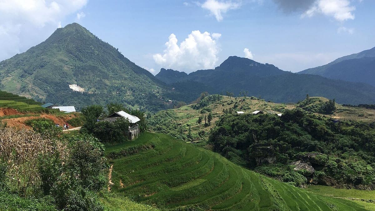 Vietnam Mountain Trekking 2026: Fansipan & Ha Giang - Vietnam eVisa News Article